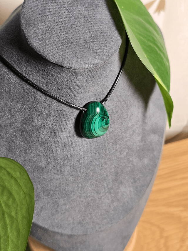 Pendentif Malachite, pierre percée (Qualité AAA)