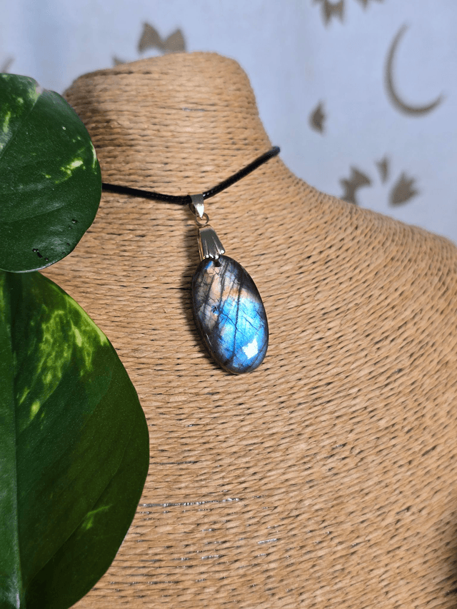 Pendentif Labradorite, sans cerclage (Qualité A+)