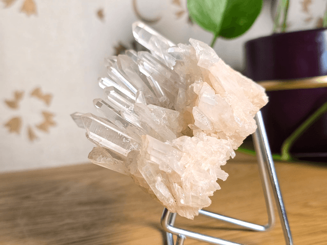 Druse de Cristal de Roche n°1 - Provenance Madagascar