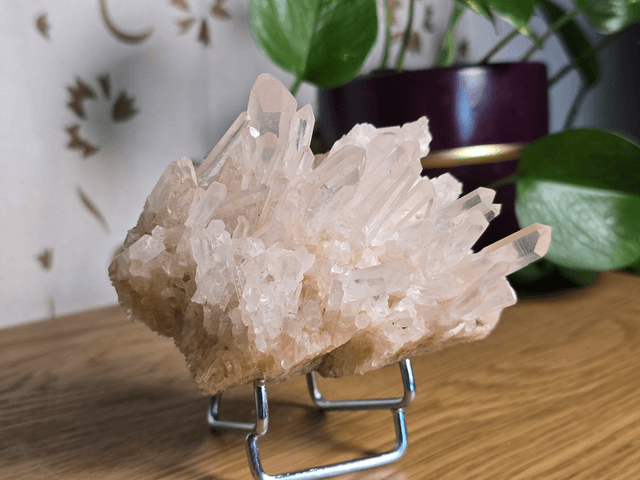 Druse de Cristal de Roche n°1 - Provenance Madagascar