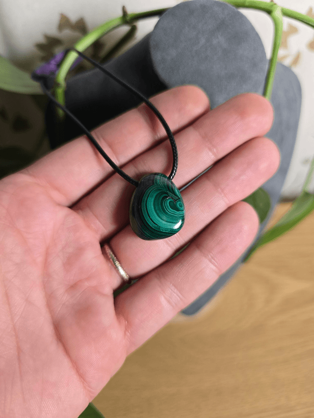 Pendentif Malachite, pierre percée (Qualité AAA)