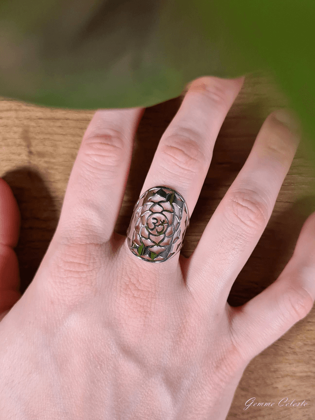 Bague "Lotus Sacré"