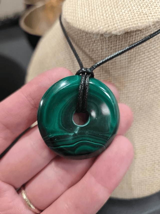 Malachite - Pendentif "Donut", ou Pi Chinois