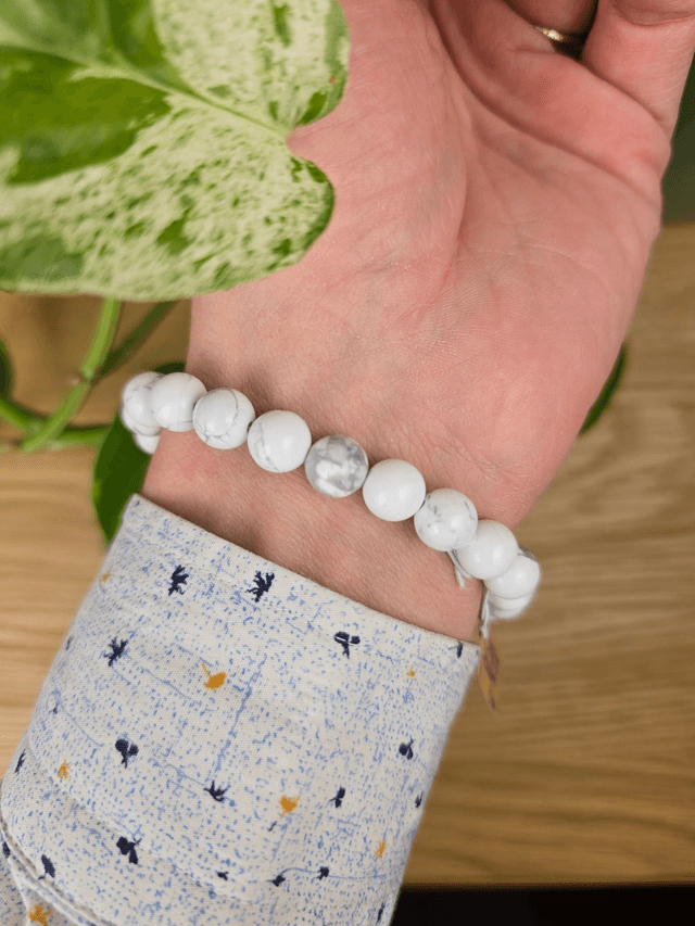 7 chakras et Howlite - Bracelet avec perles de 8 mm