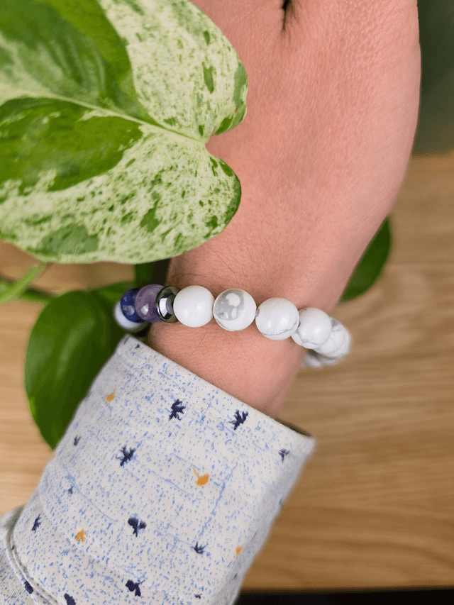 7 chakras et Howlite - Bracelet avec perles de 8 mm