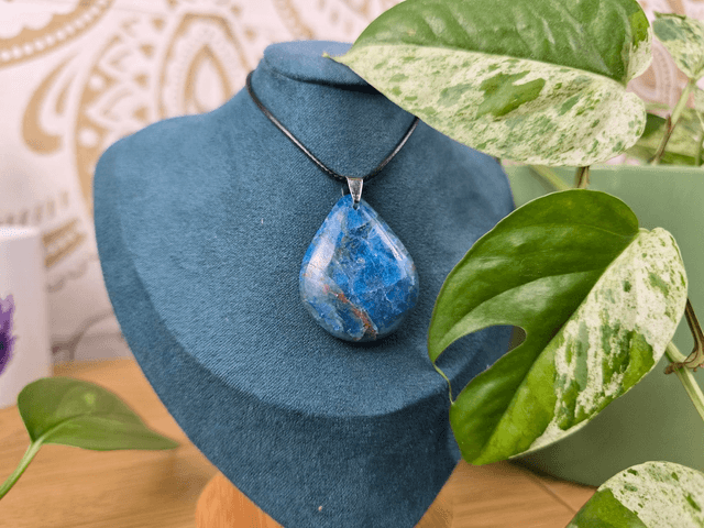 Pendentif Apatite AA forme goutte